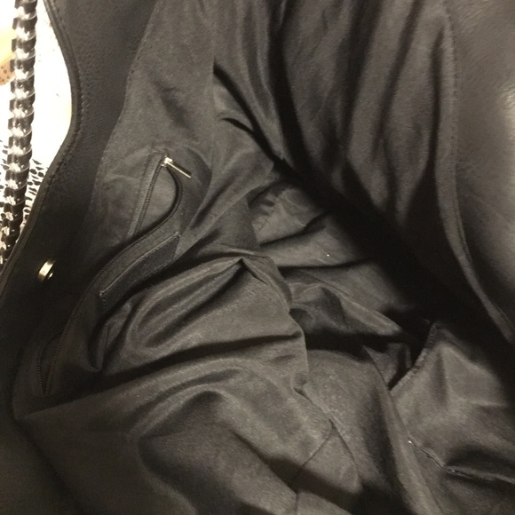 Shoulder bag - Picture 3 of 3